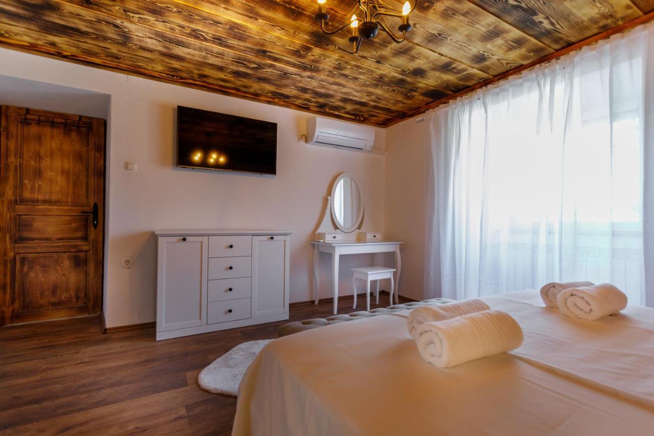Rustic Apartment Evelin Krk Town Luaran gambar