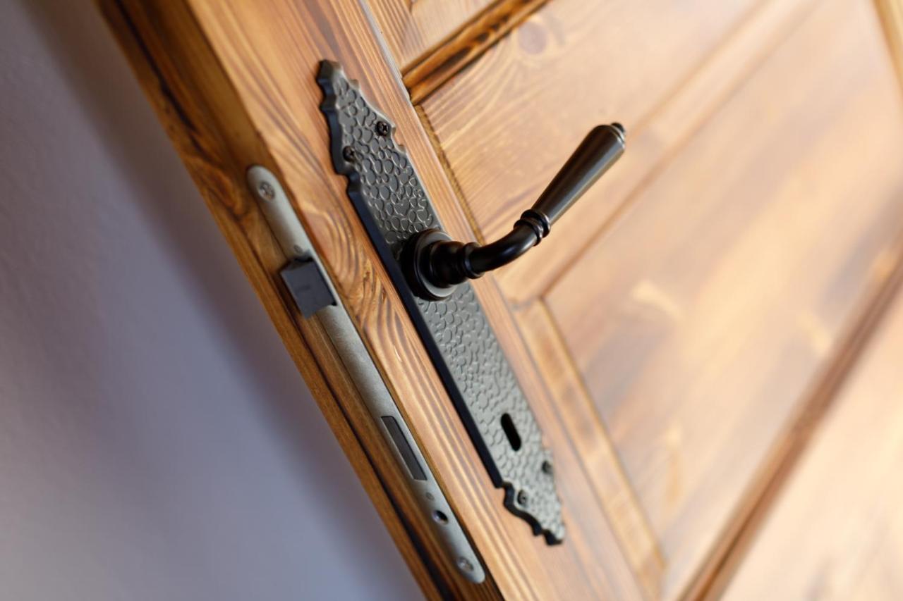 Rustic Apartment Evelin Krk Town Luaran gambar