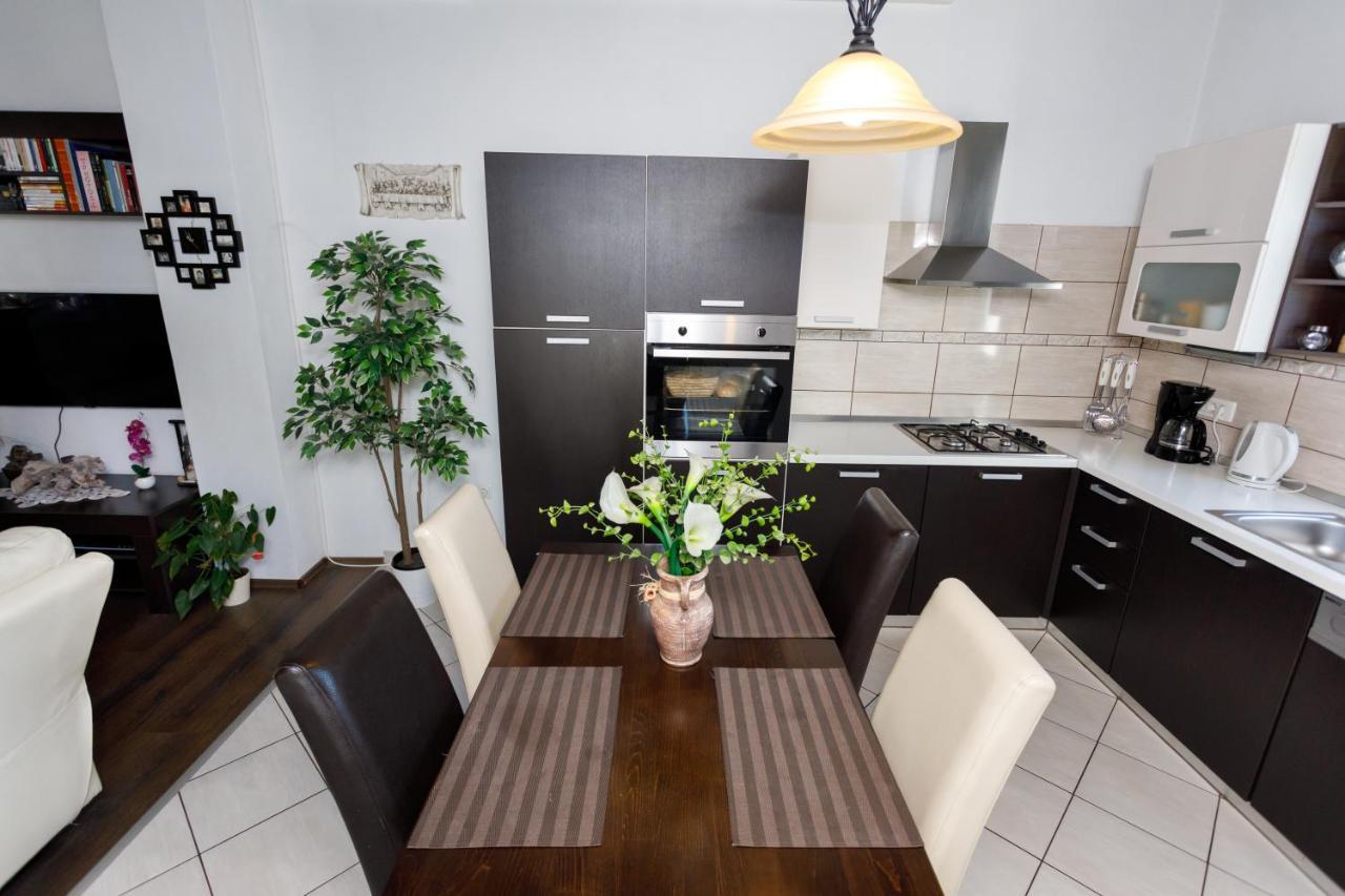 Rustic Apartment Evelin Krk Town Luaran gambar